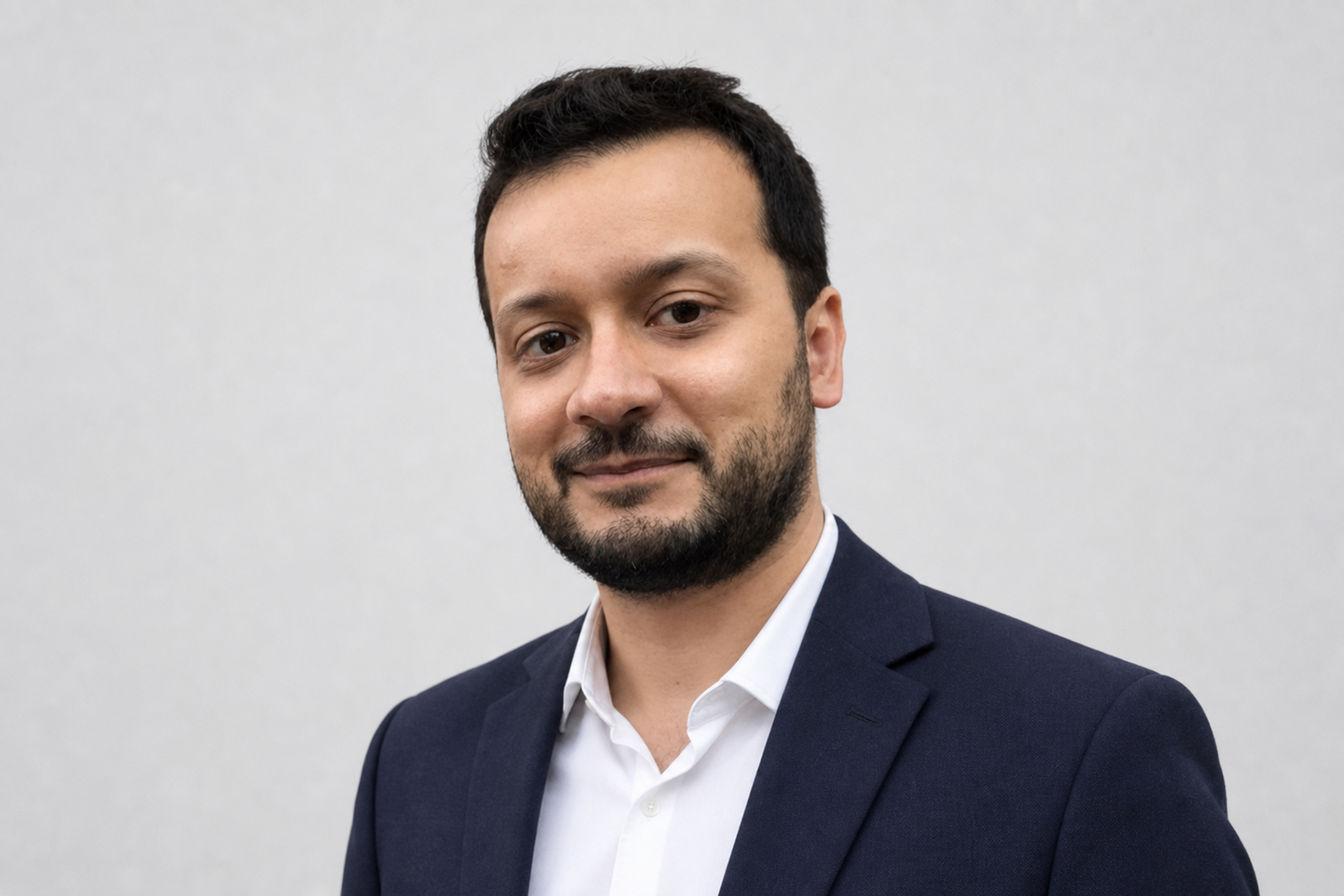 Dr Andrew Shah