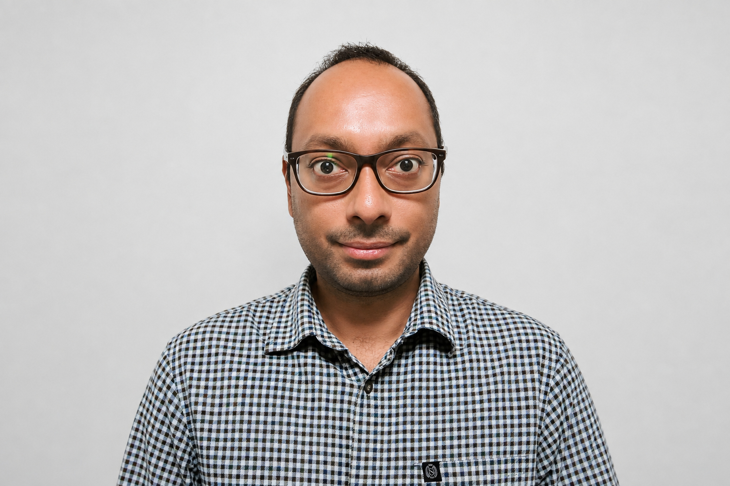 Dr Suresh Giritharan